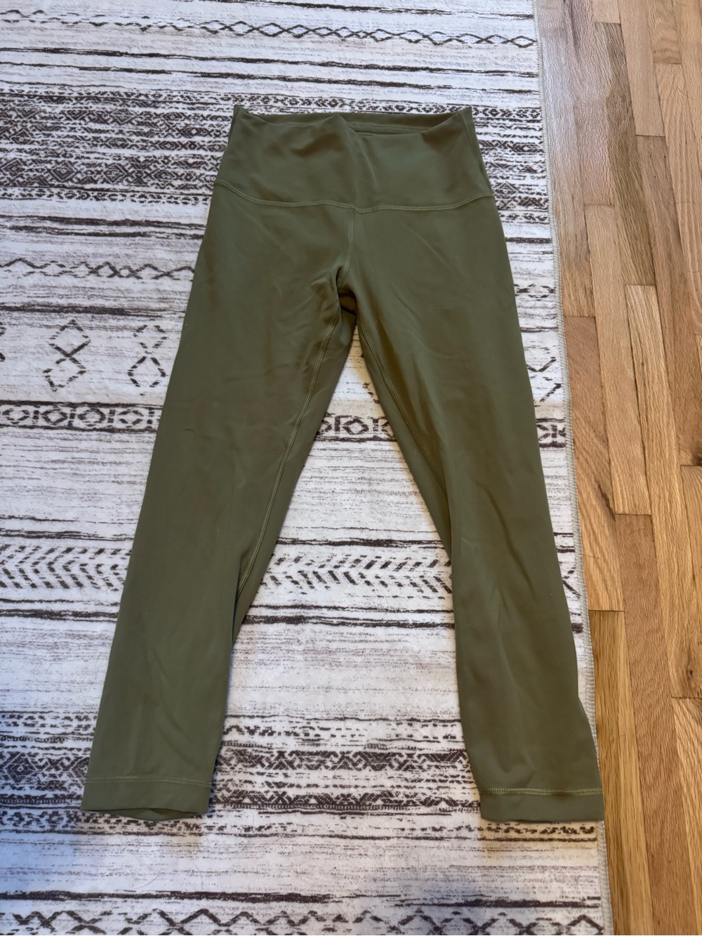 Lululemon Wunder Trains